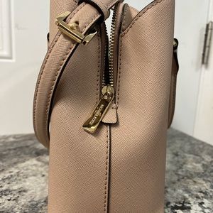 Beige Michael Kors purse